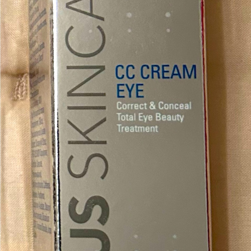 Serious Skincare, CC Eye Cream. New, sealed, great coverage, natural appearance